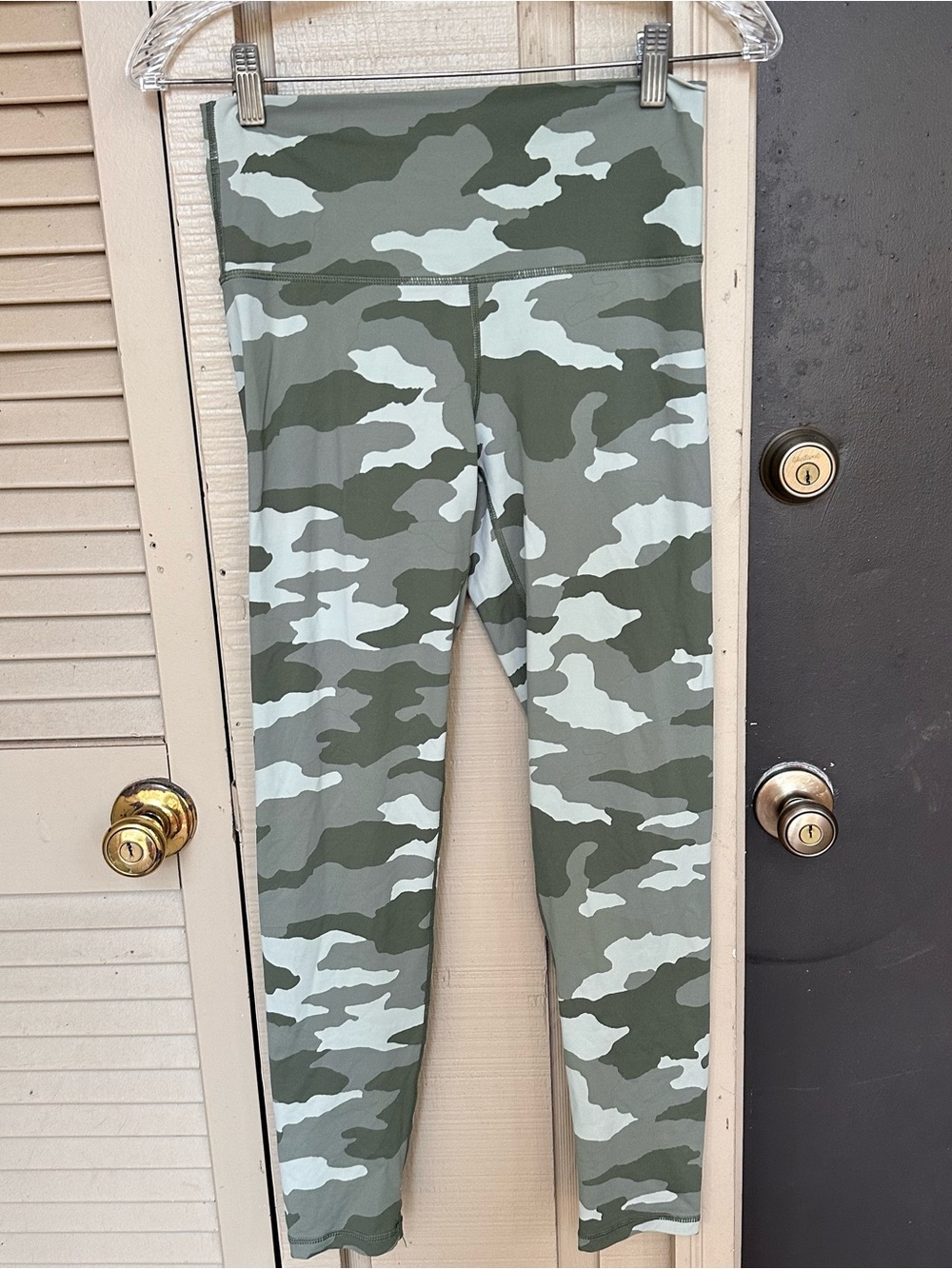 Aerie Chill Play Move Leggings Size Medium